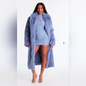 Luxurious Blue Faux Fur Coat Sz 3x